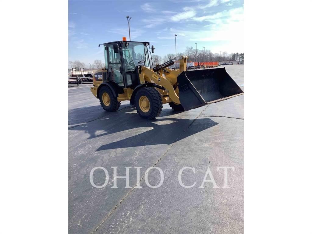 CAT 906M Μίνι φορτωτές