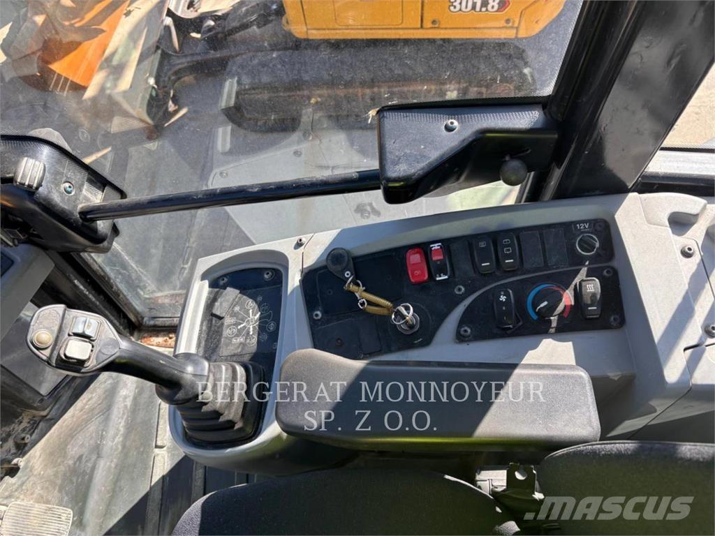 CAT 906M Φορτωτές με λάστιχα (Τροχοφόροι)