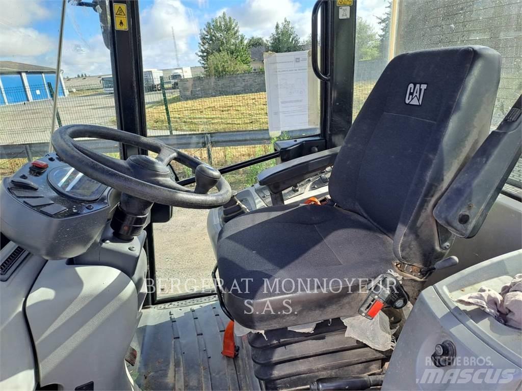 CAT 906M Φορτωτές με λάστιχα (Τροχοφόροι)