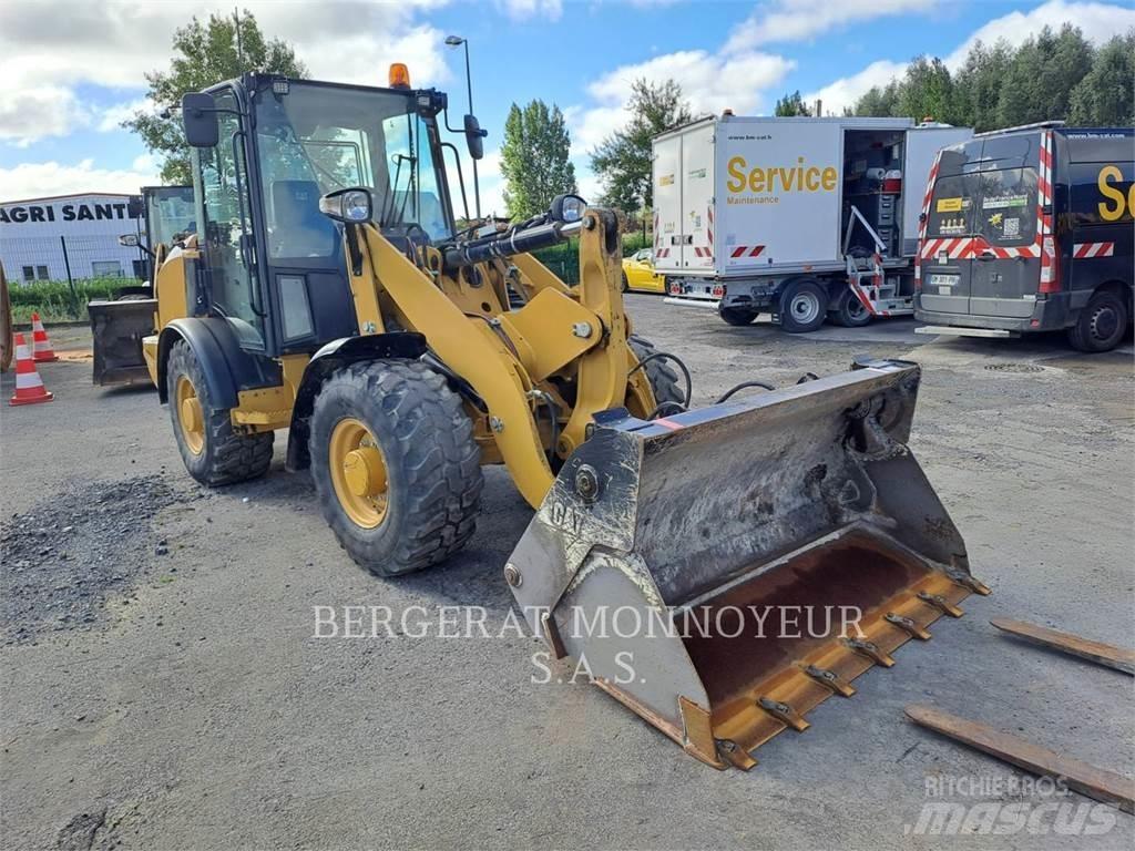 CAT 906M Φορτωτές με λάστιχα (Τροχοφόροι)
