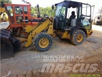 CAT 906M Φορτωτές με λάστιχα (Τροχοφόροι)