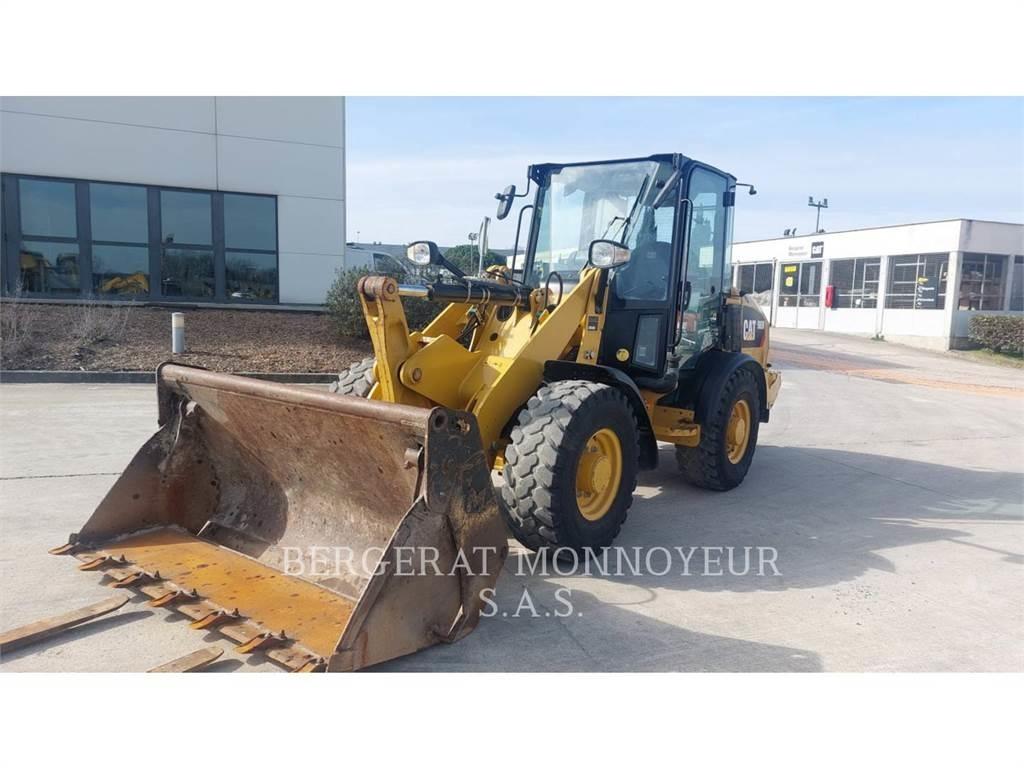 CAT 906M Φορτωτές με λάστιχα (Τροχοφόροι)