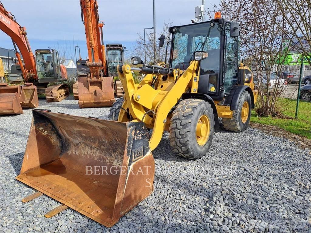 CAT 906M Φορτωτές με λάστιχα (Τροχοφόροι)