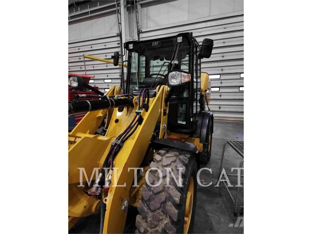 CAT 906M Φορτωτές με λάστιχα (Τροχοφόροι)