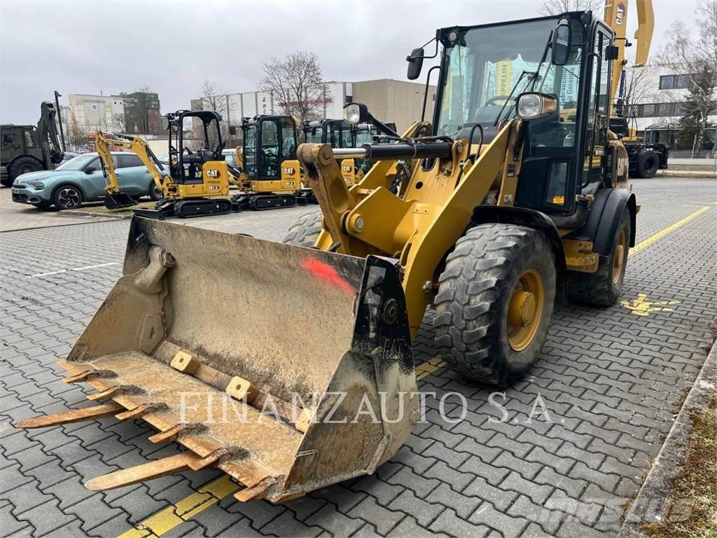 CAT 906M Φορτωτές με λάστιχα (Τροχοφόροι)
