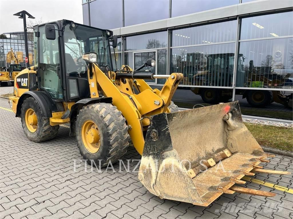 CAT 906M Φορτωτές με λάστιχα (Τροχοφόροι)