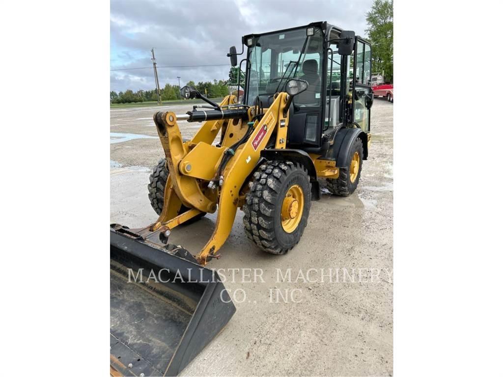 CAT 906M Φορτωτές με λάστιχα (Τροχοφόροι)