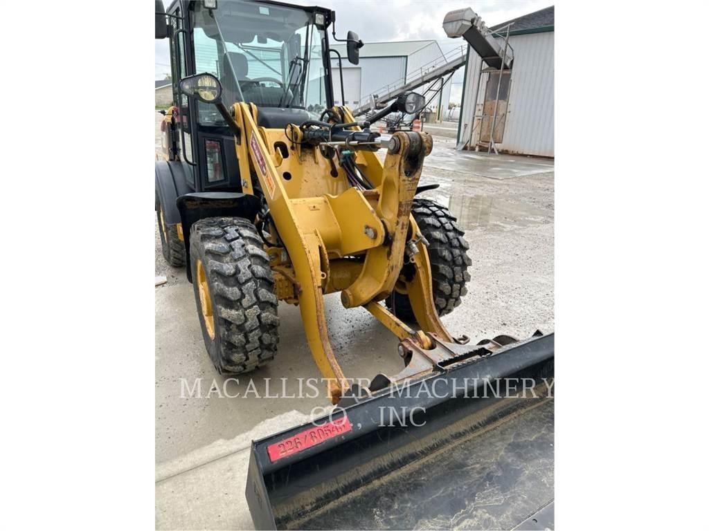 CAT 906M Φορτωτές με λάστιχα (Τροχοφόροι)