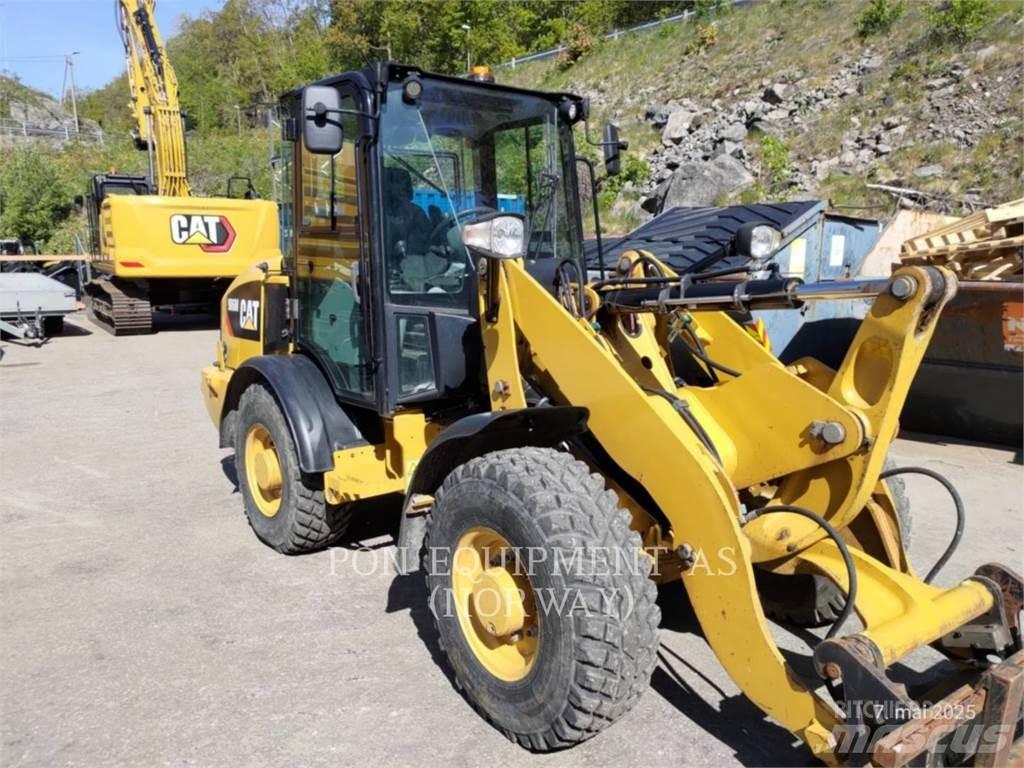 CAT 906M Φορτωτές με λάστιχα (Τροχοφόροι)