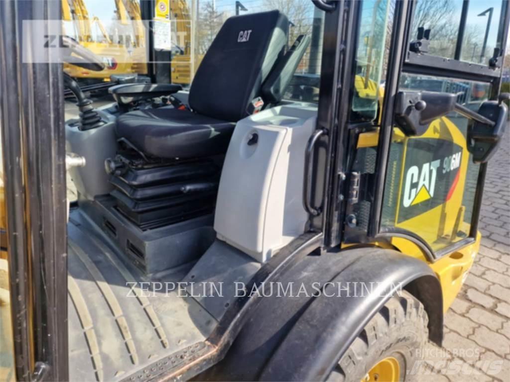 CAT 906M Φορτωτές με λάστιχα (Τροχοφόροι)