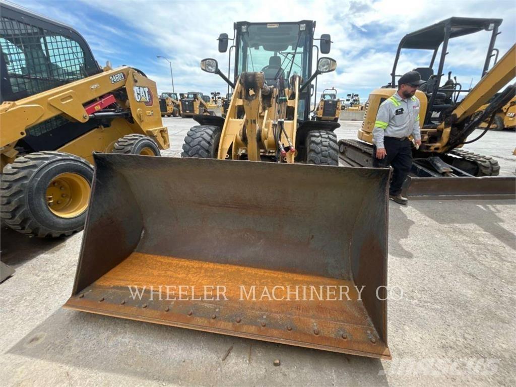 CAT 906M Φορτωτές με λάστιχα (Τροχοφόροι)