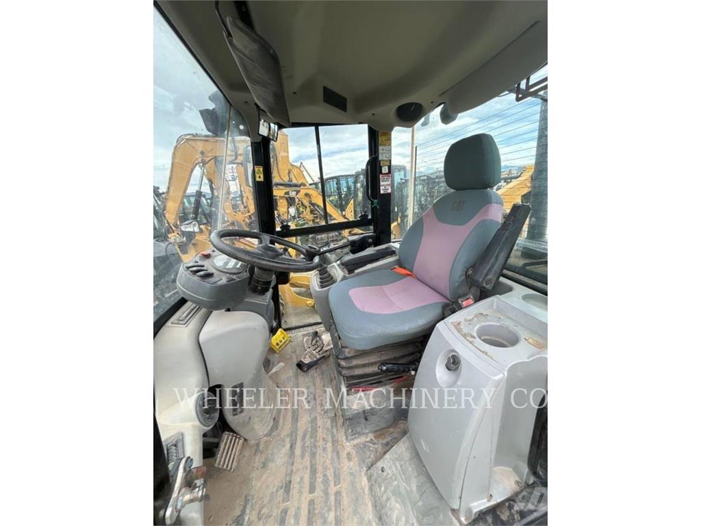 CAT 906M Φορτωτές με λάστιχα (Τροχοφόροι)