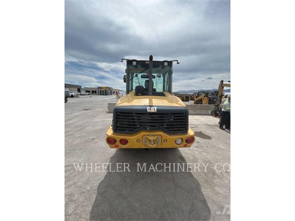 CAT 906M Φορτωτές με λάστιχα (Τροχοφόροι)