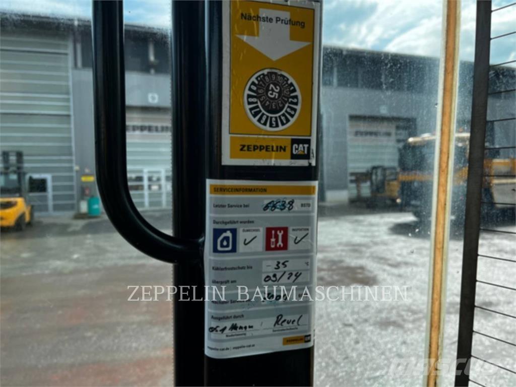 CAT 906M Φορτωτές με λάστιχα (Τροχοφόροι)
