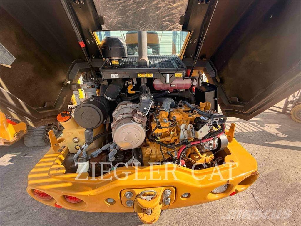 CAT 906M Φορτωτές με λάστιχα (Τροχοφόροι)