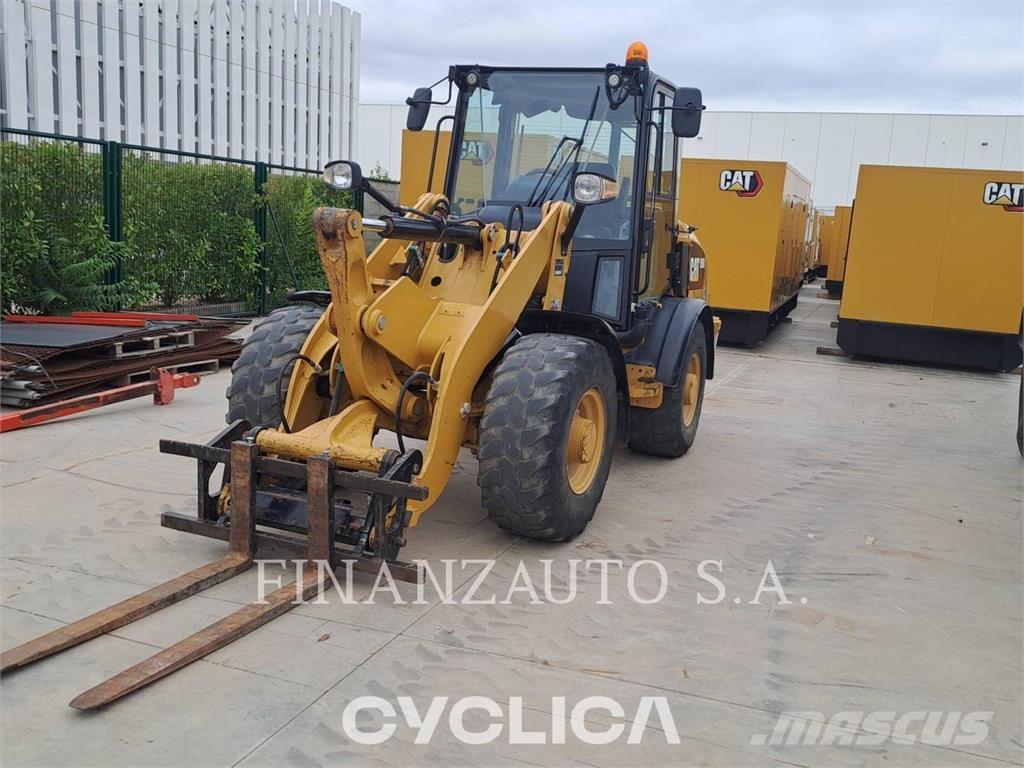 CAT 906M Φορτωτές με λάστιχα (Τροχοφόροι)