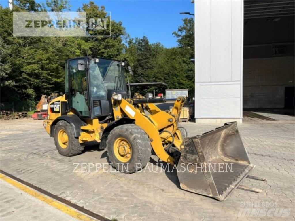 CAT 907M Φορτωτές με λάστιχα (Τροχοφόροι)