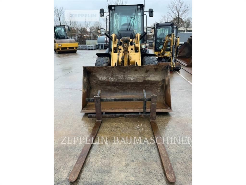 CAT 907M Φορτωτές με λάστιχα (Τροχοφόροι)