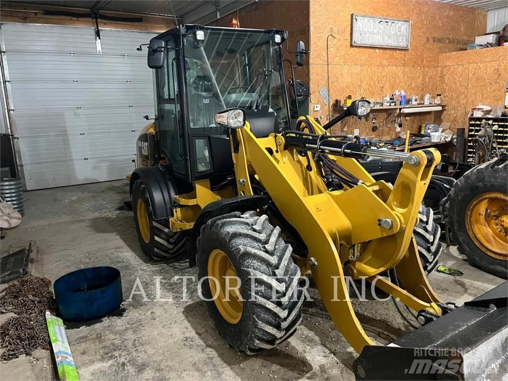 CAT 908M Μίνι φορτωτές
