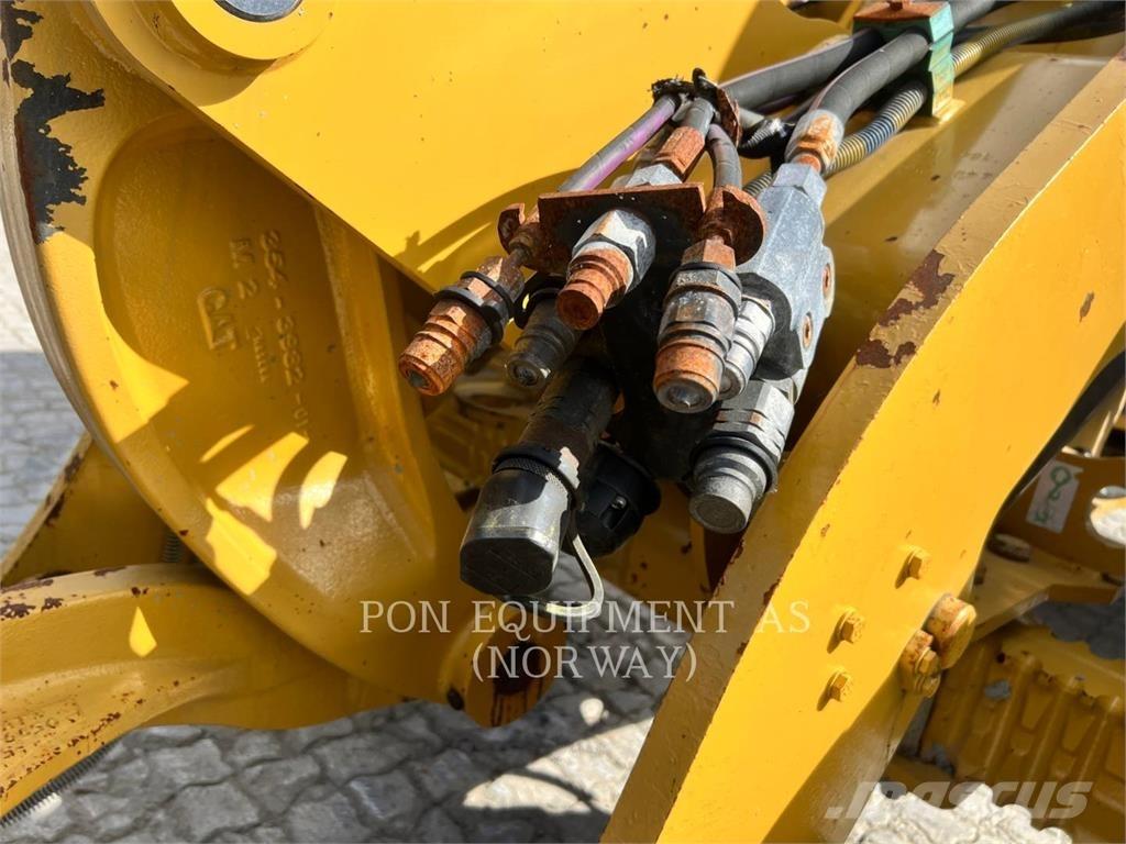 CAT 908M Φορτωτές με λάστιχα (Τροχοφόροι)