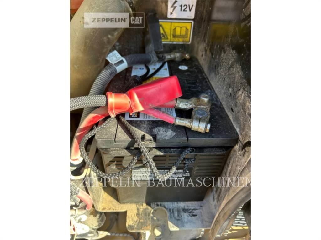 CAT 908M Φορτωτές με λάστιχα (Τροχοφόροι)