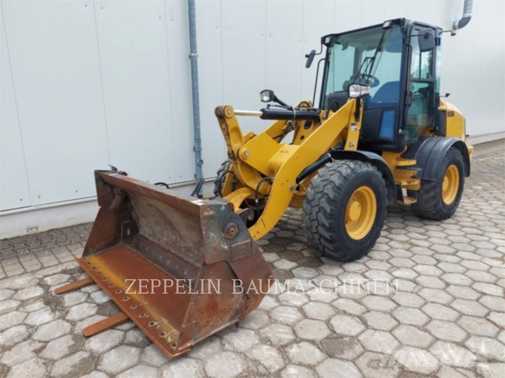 CAT 908M Φορτωτές με λάστιχα (Τροχοφόροι)