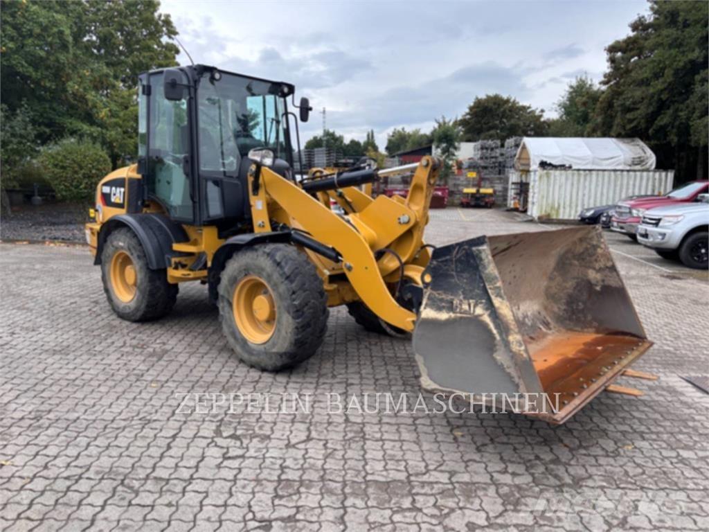 CAT 908M Φορτωτές με λάστιχα (Τροχοφόροι)