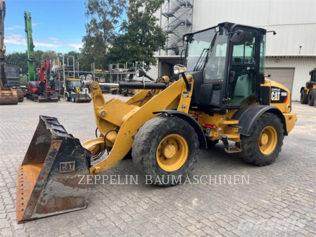 CAT 908M Φορτωτές με λάστιχα (Τροχοφόροι)