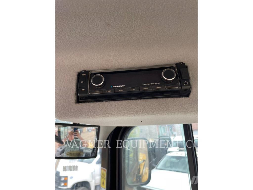 CAT 908M Φορτωτές με λάστιχα (Τροχοφόροι)