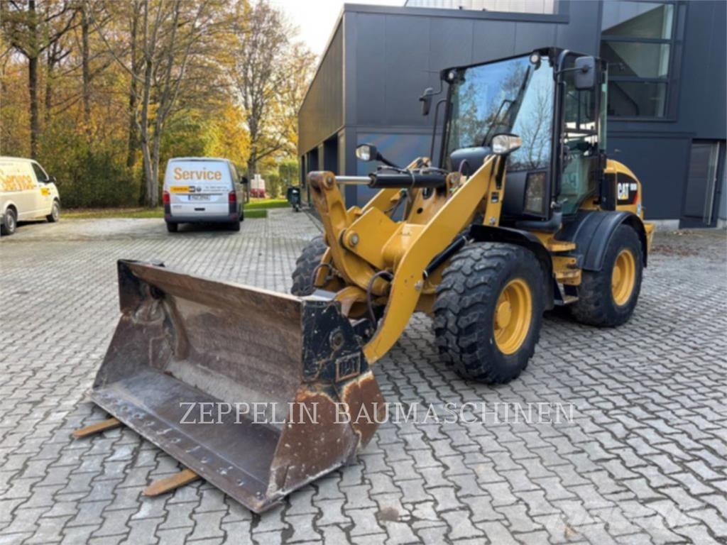 CAT 908M Φορτωτές με λάστιχα (Τροχοφόροι)