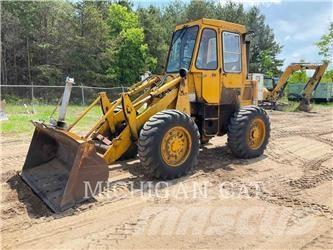 CAT 910 Φορτωτές με λάστιχα (Τροχοφόροι)