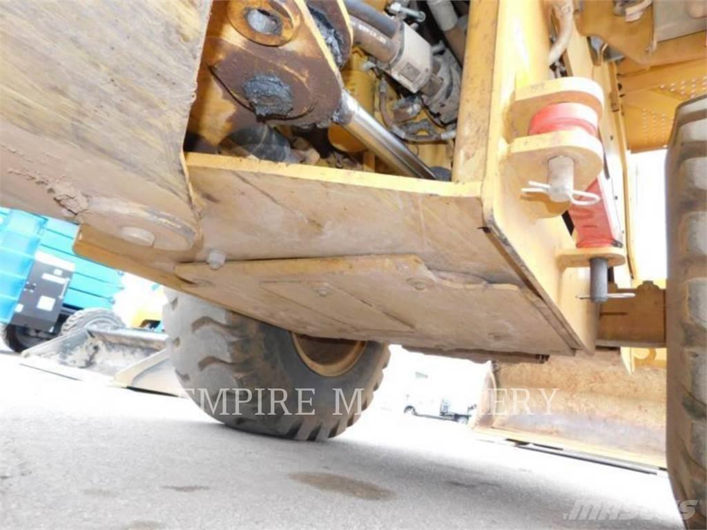 CAT 930M FC Φορτωτές με λάστιχα (Τροχοφόροι)