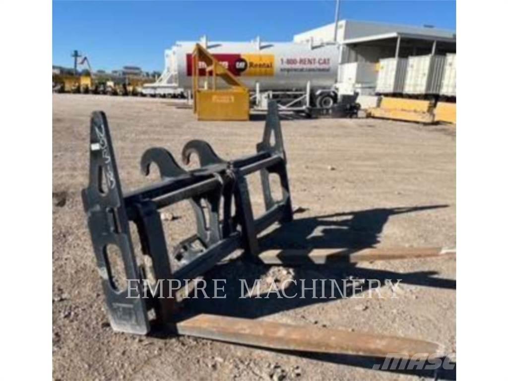 CAT 938-FCFKS Δικράνες