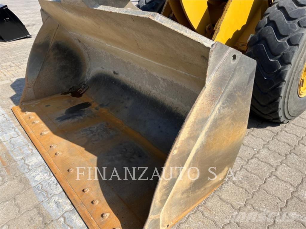 CAT 938M Φορτωτές με λάστιχα (Τροχοφόροι)