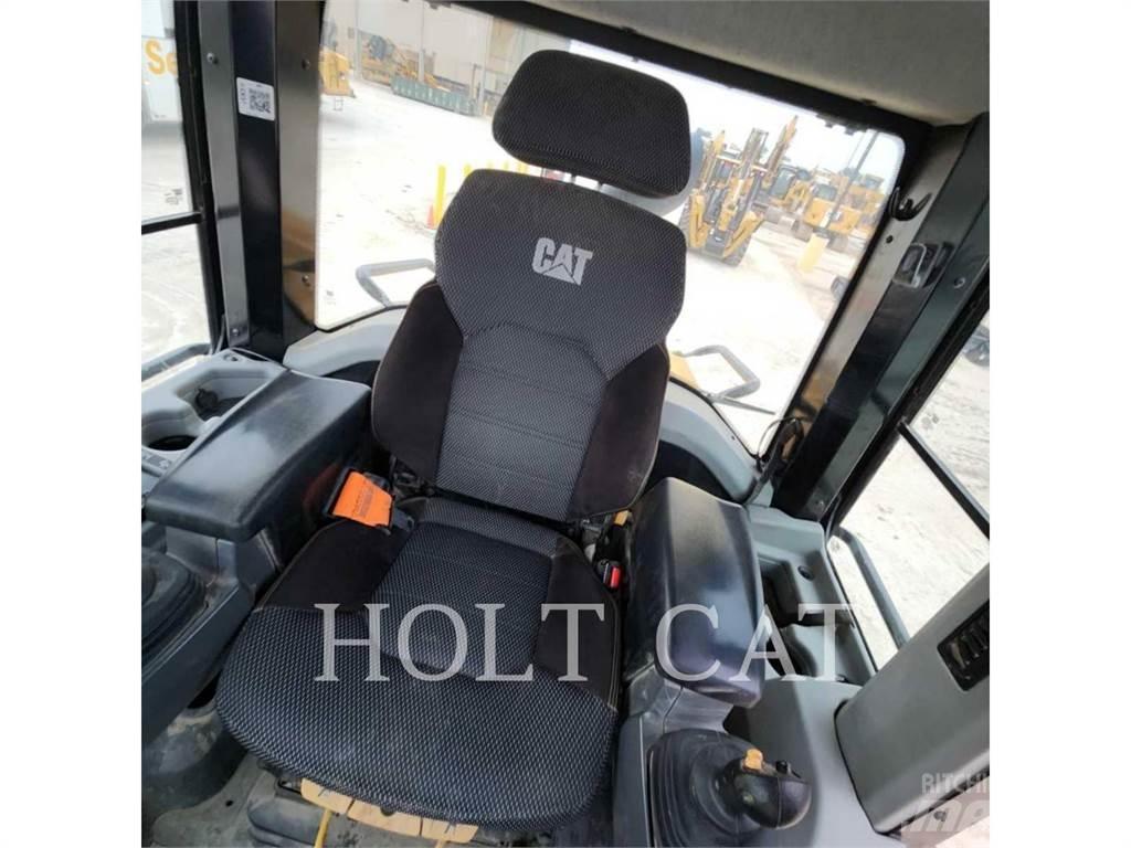 CAT 963 Φορτωτές με ερπύστριες