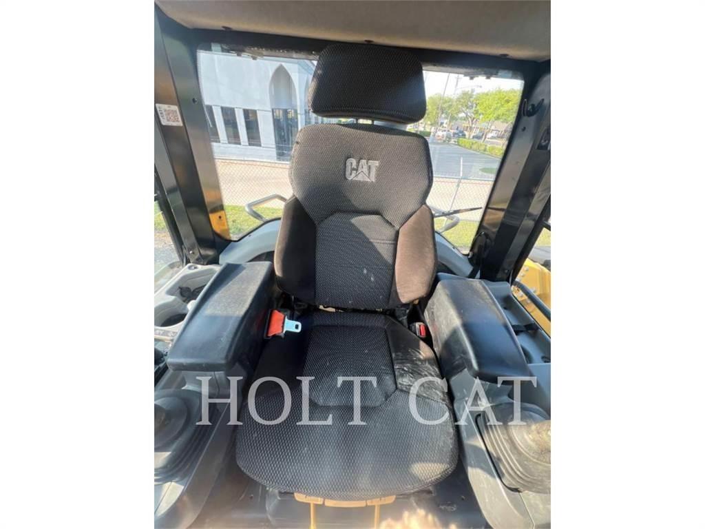CAT 963 Φορτωτές με ερπύστριες