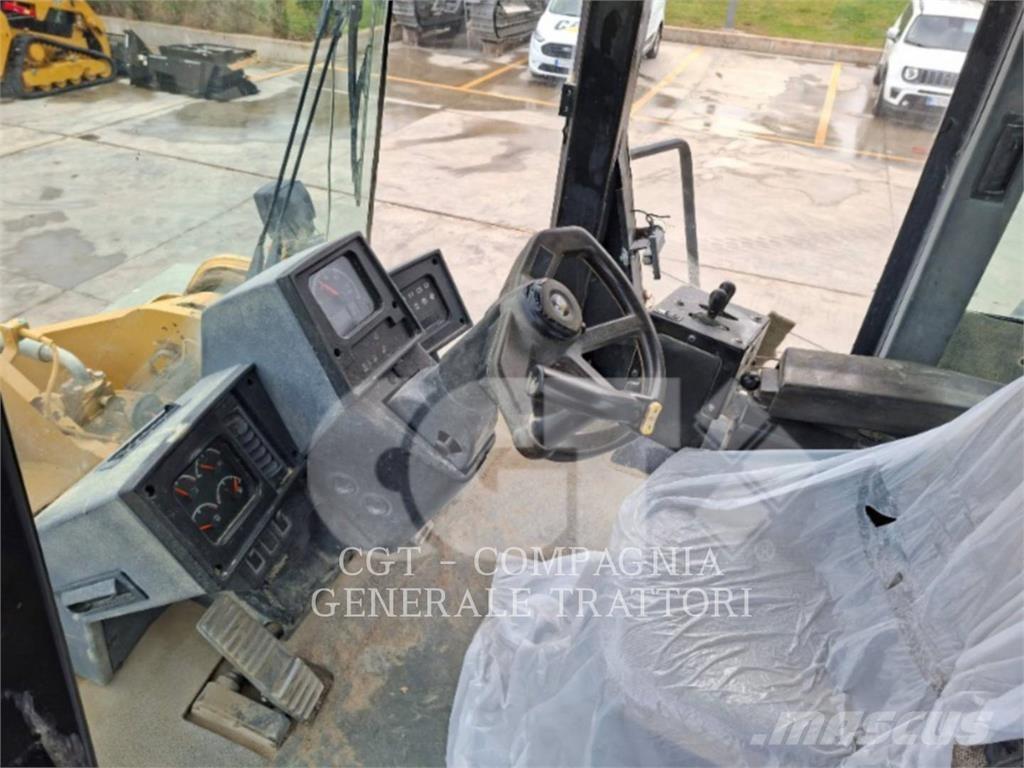 CAT 966 Φορτωτές με λάστιχα (Τροχοφόροι)