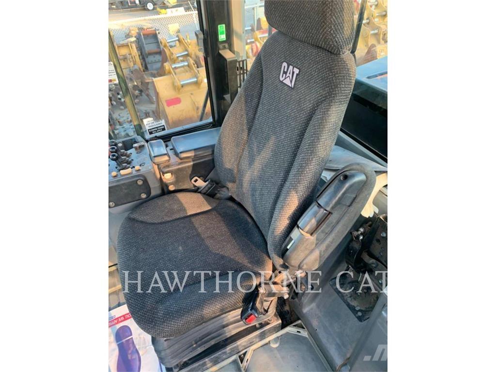 CAT 966M Φορτωτές με λάστιχα (Τροχοφόροι)