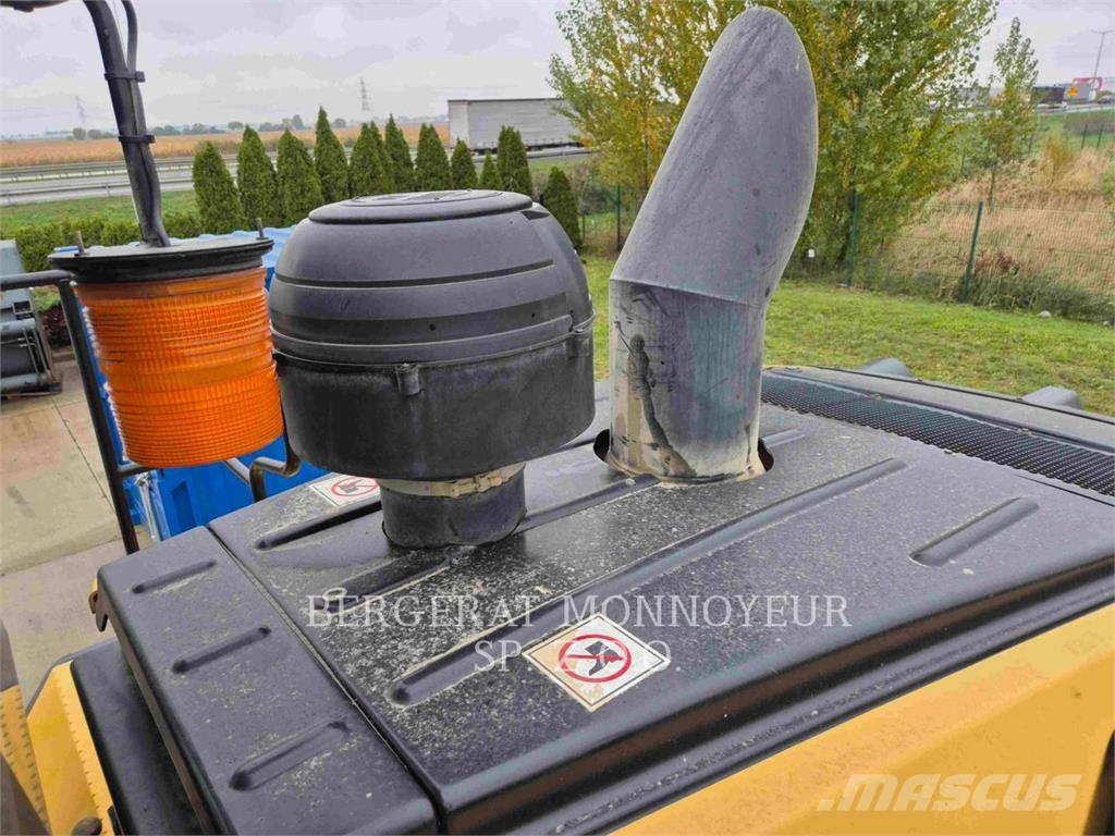 CAT 972 Φορτωτές με λάστιχα (Τροχοφόροι)