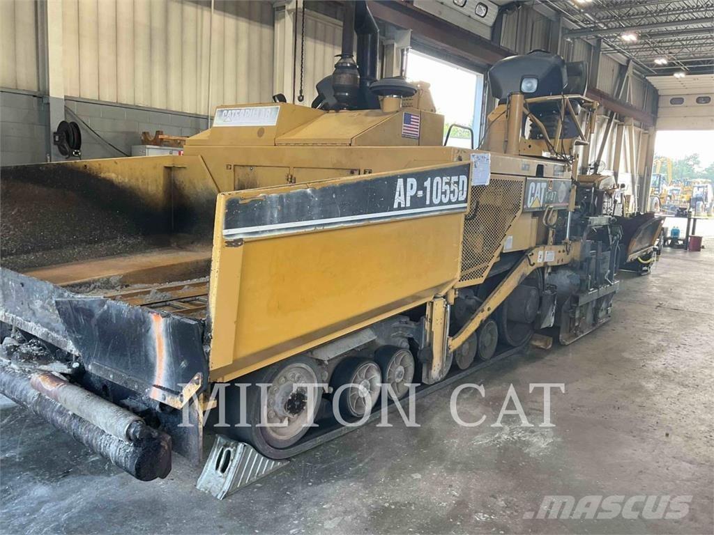 CAT AP-1055D Επίστρωση ασφάλτου