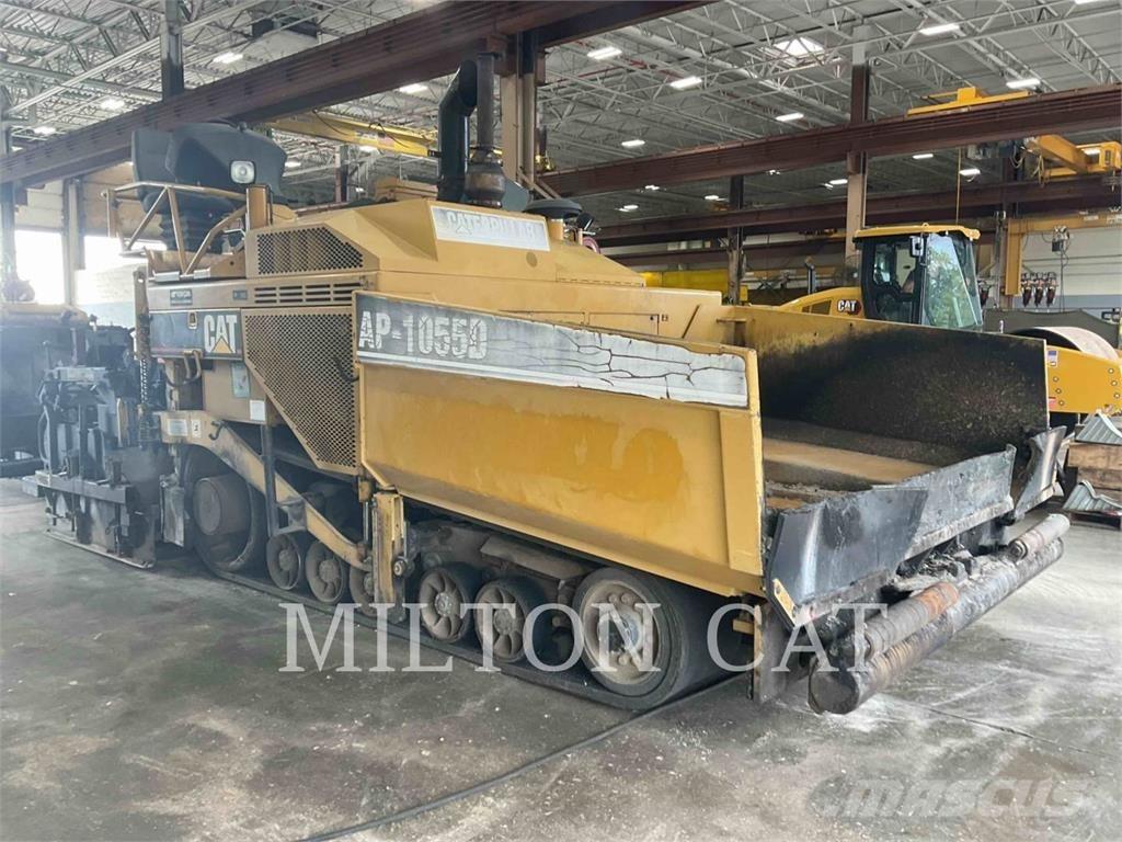CAT AP-1055D Επίστρωση ασφάλτου