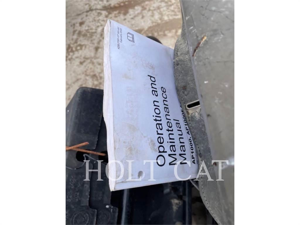 CAT AP1000F Οδοστρωτήρες μονού κυλίνδρου