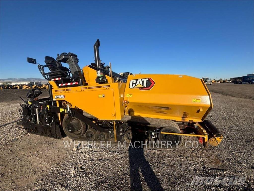 CAT AP1055 Επίστρωση ασφάλτου