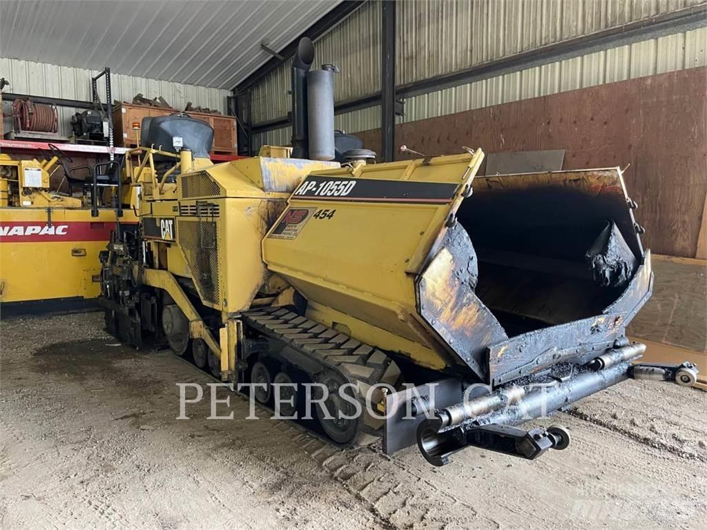 CAT AP1055D Επίστρωση ασφάλτου