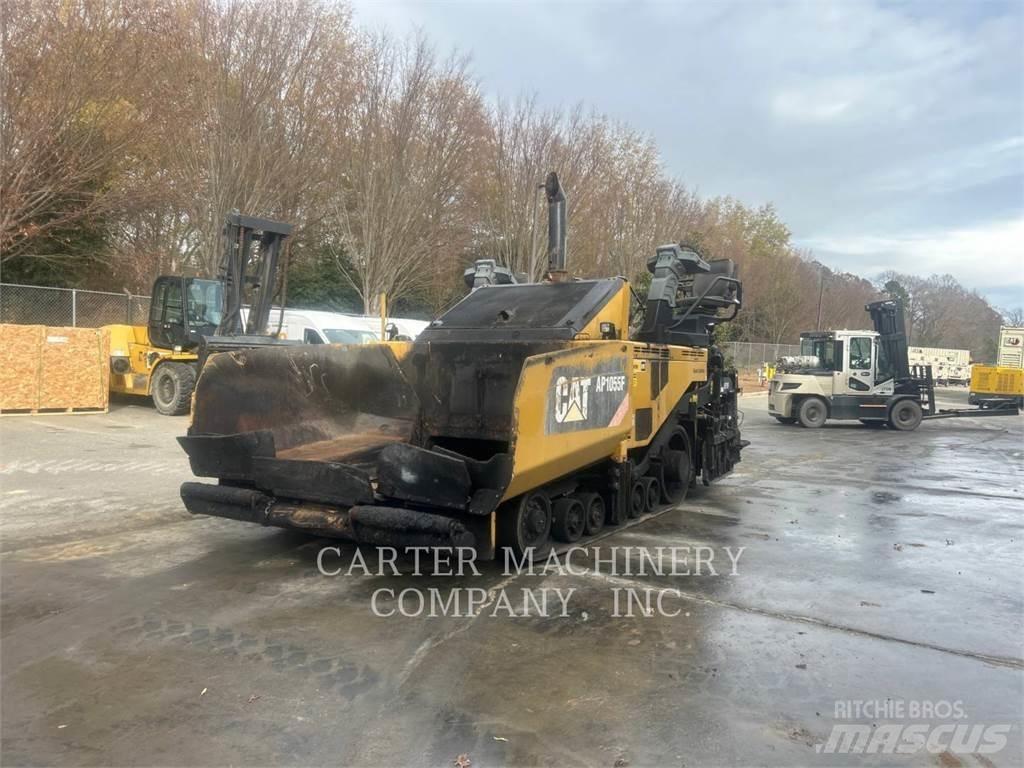 CAT AP1055F Επίστρωση ασφάλτου