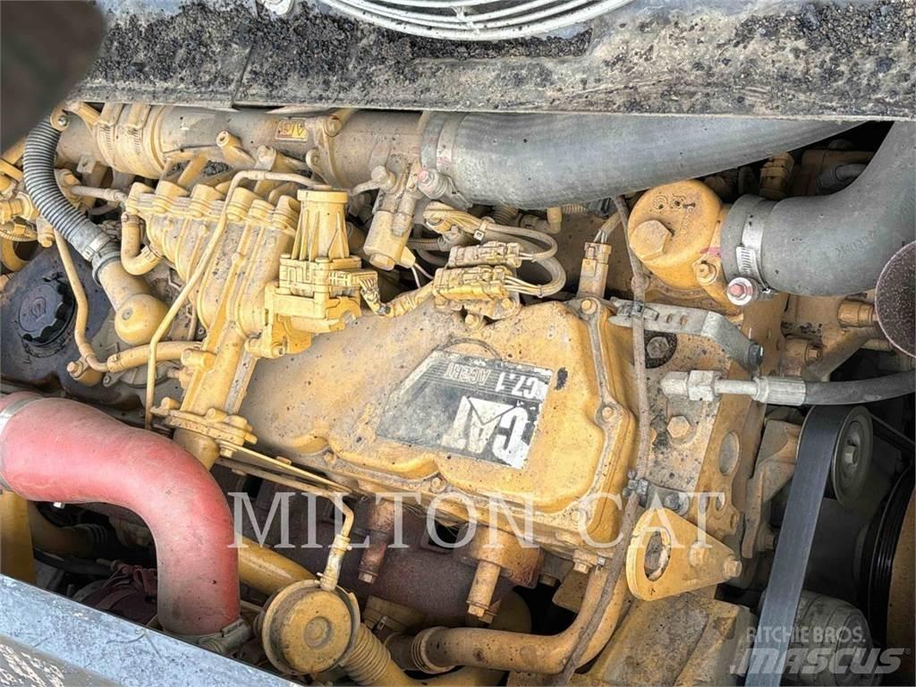 CAT AP1055F Επίστρωση ασφάλτου