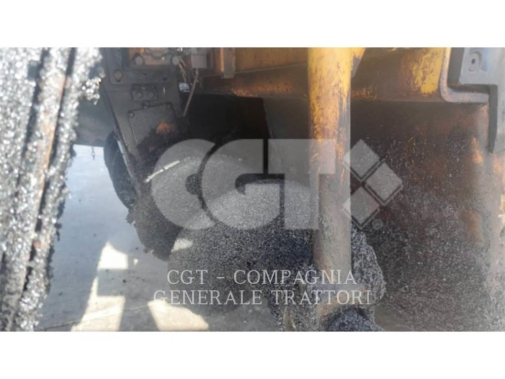 CAT AP300D Επίστρωση ασφάλτου