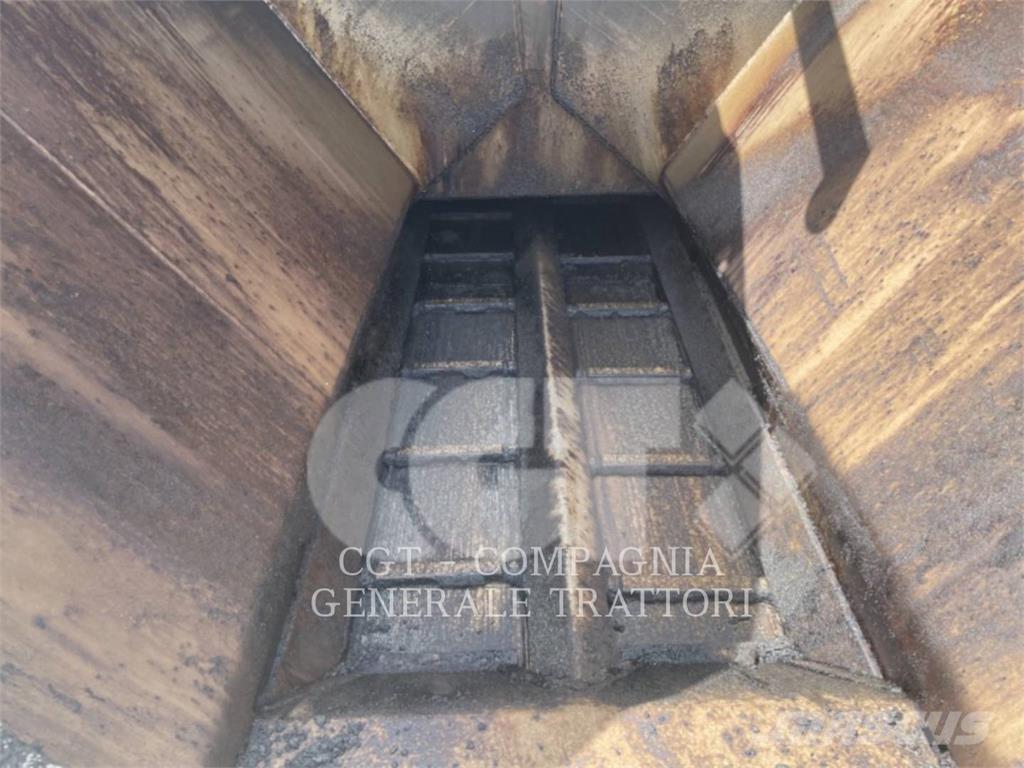 CAT AP300F Επίστρωση ασφάλτου