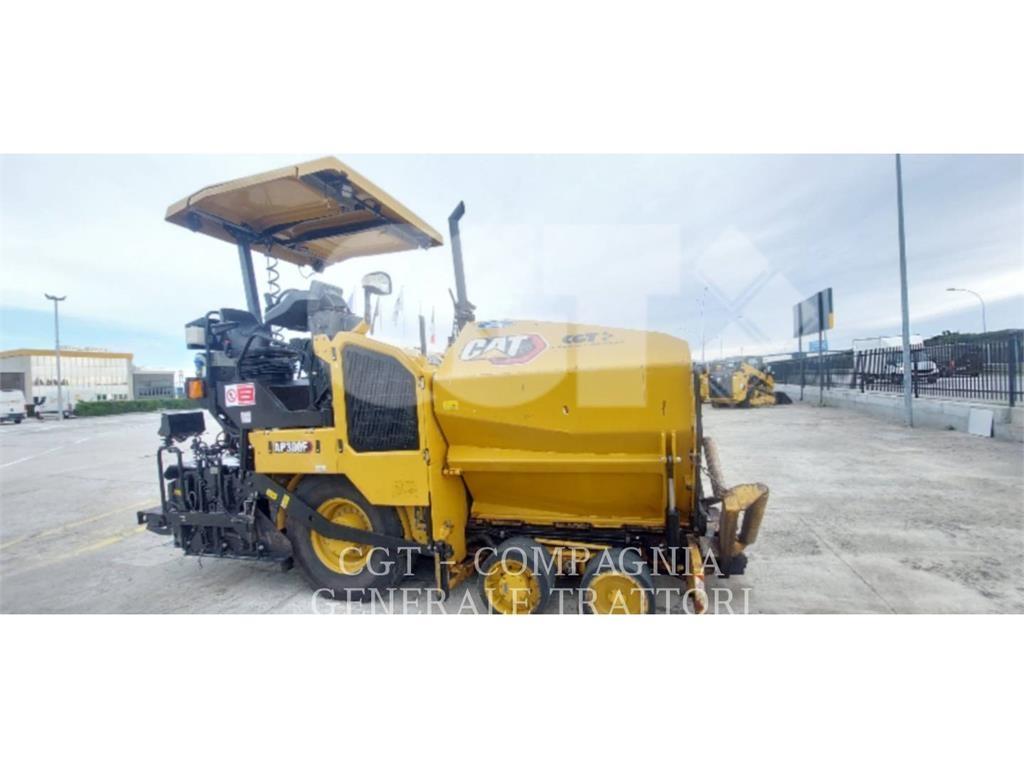 CAT AP300F Επίστρωση ασφάλτου