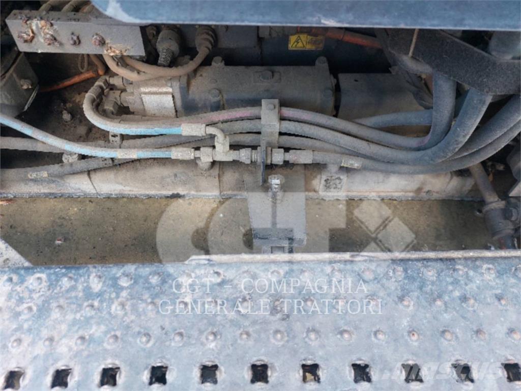 CAT AP500F Επίστρωση ασφάλτου